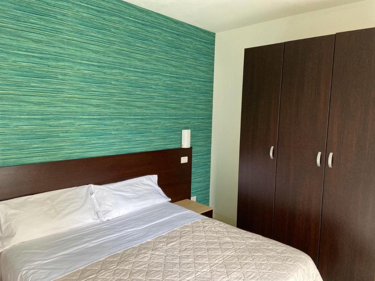 Residence Acqua Suite Marina Rimini Exterior foto
