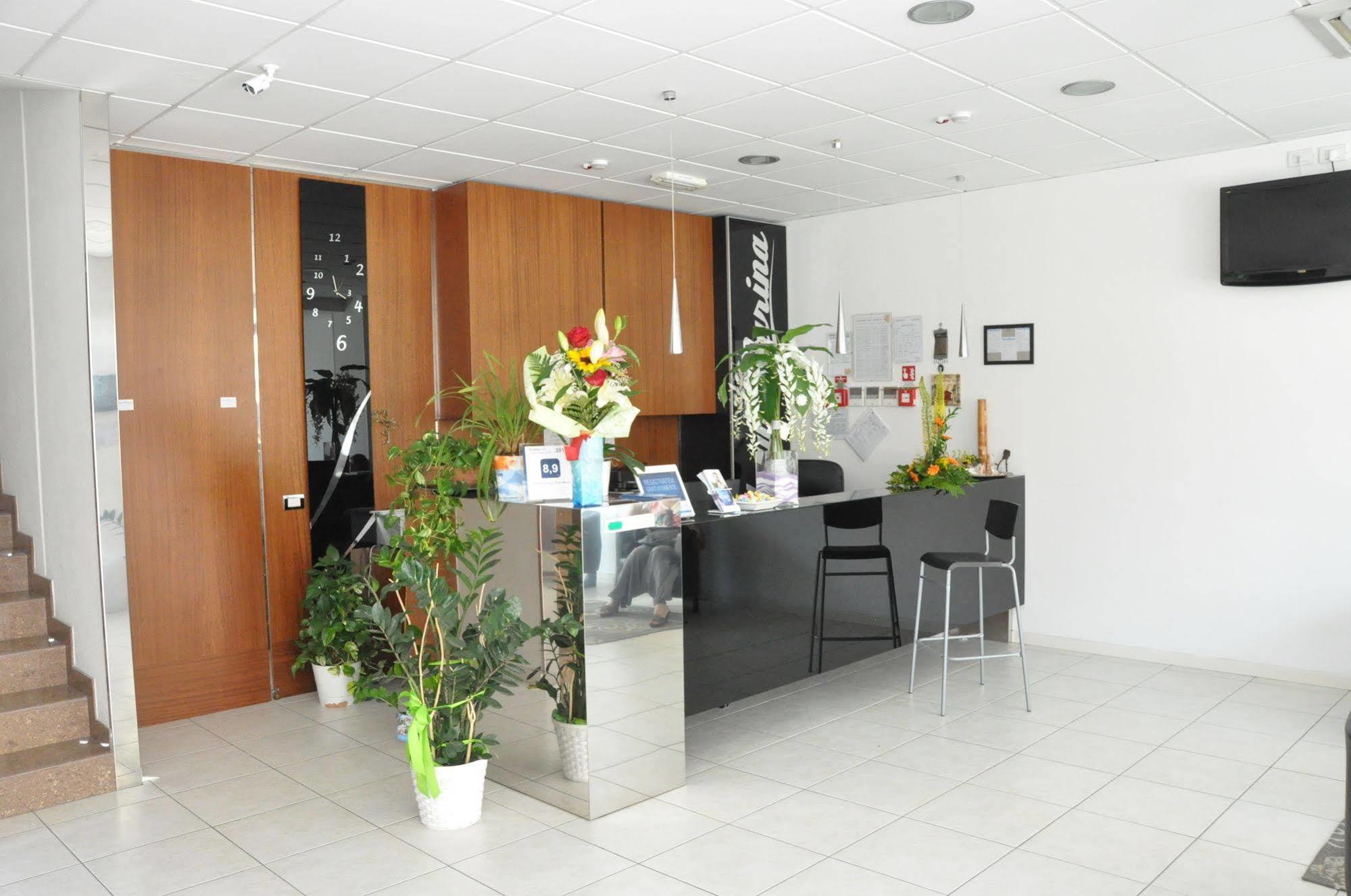 Residence Acqua Suite Marina Rimini Exterior foto